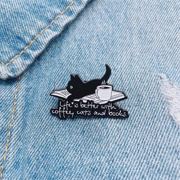 1 LEFT‼️ Black Cat Coffee Book Life Enamel Pin Black Cat Mom Reading Gift Brooch - Picture 5 of 5
